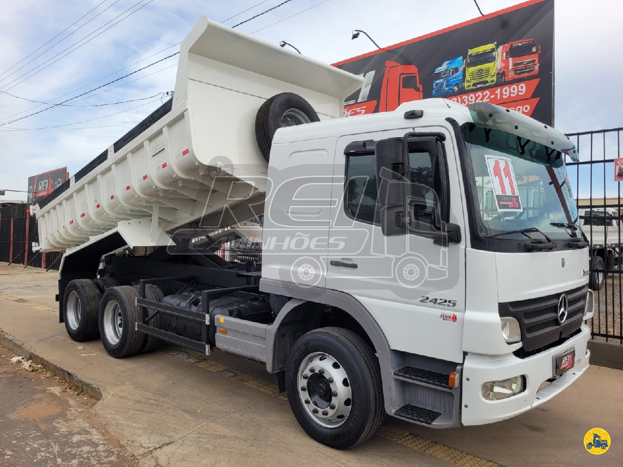 CAMINHAO MERCEDES-BENZ MB 2425 Caçamba Basculante Truck 6x2 Rei Caminhões GOIANIA GOIAS GO