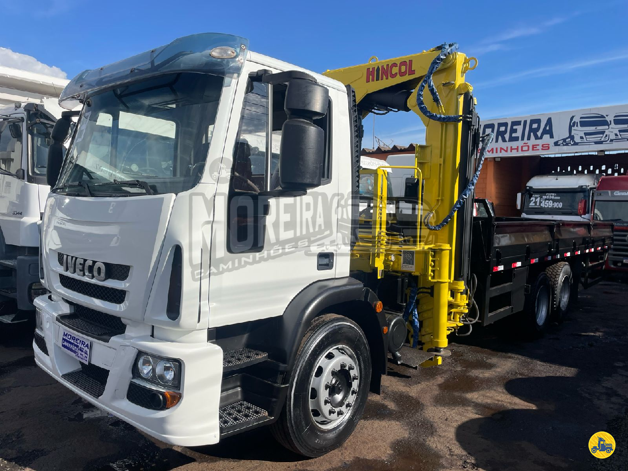CAMINHAO IVECO TECTOR 240E22 Guincho Munck Truck 6x2 Moreira Caminhões CRAVINHOS SÃO PAULO SP