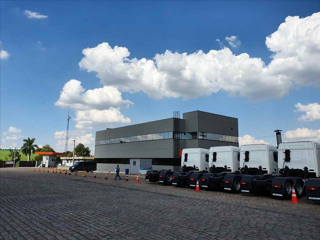 Foto da Loja da CSN Comércio de Veículos