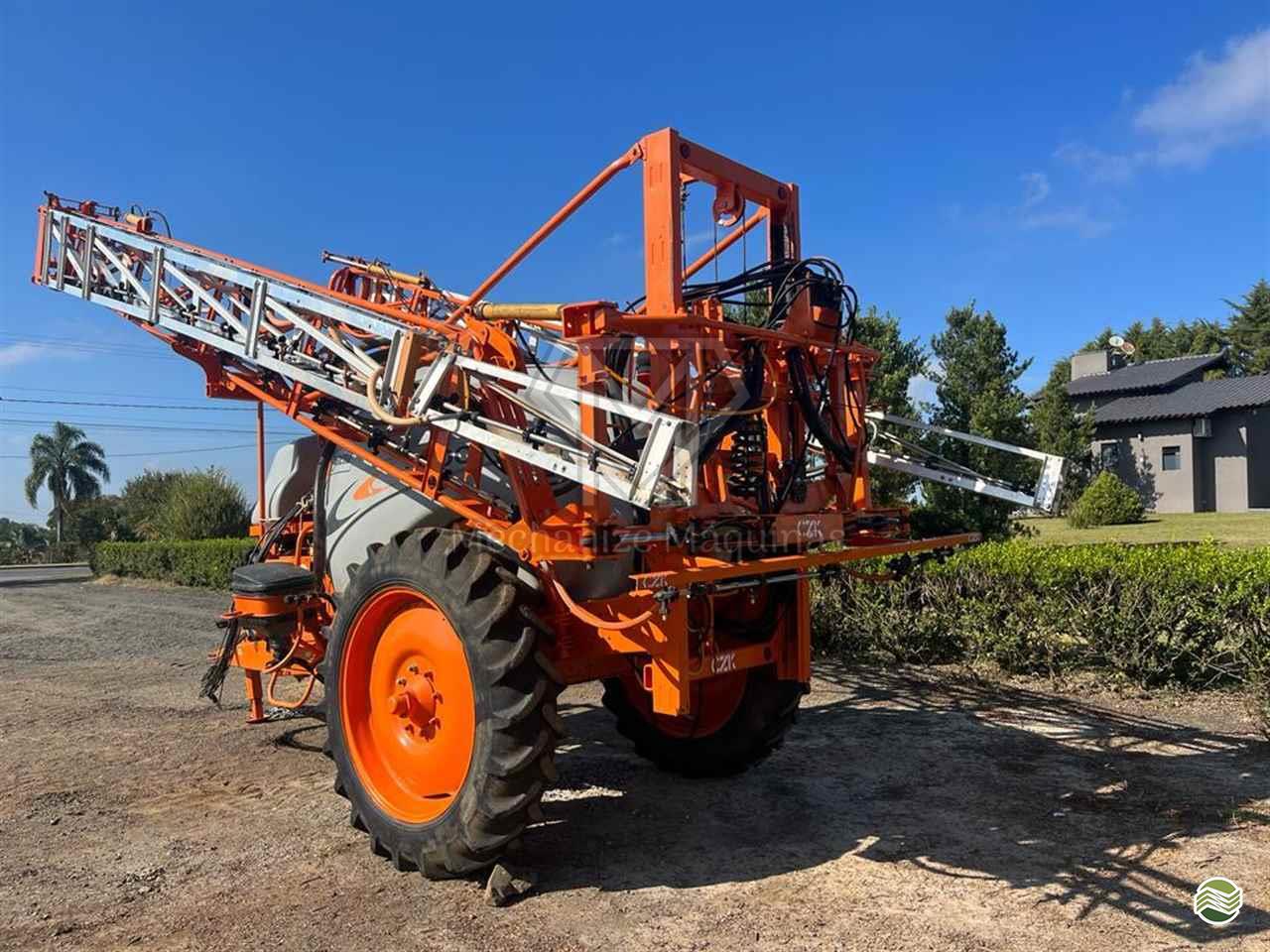 IMPLEMENTOS AGRICOLAS PULVERIZADOR ARRASTO Mechanize Máquinas CURITIBA PARANÁ PR