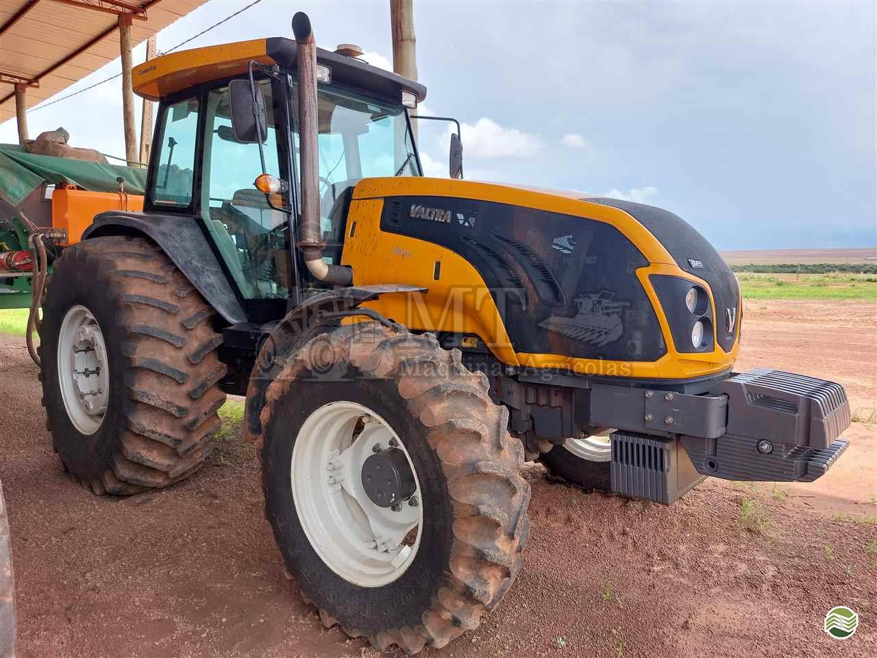 TRATOR VALTRA VALTRA BM 135 Tração 4x4 MT Máquinas Agrícolas CAMPO VERDE MATO GROSSO MT