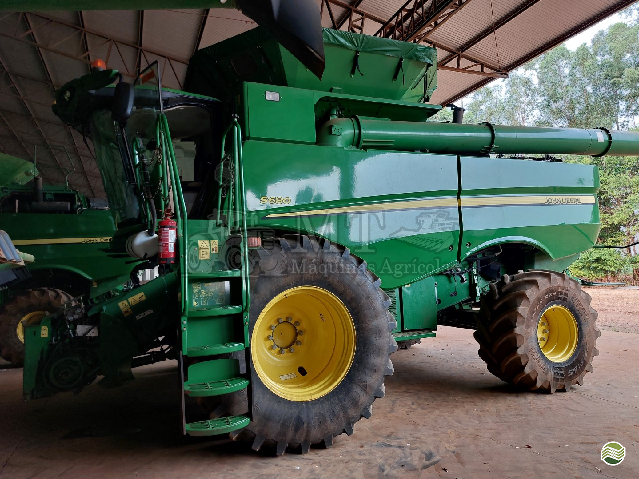 COLHEITADEIRA JOHN DEERE JOHN DEERE S680 MT Máquinas Agrícolas CAMPO VERDE MATO GROSSO MT