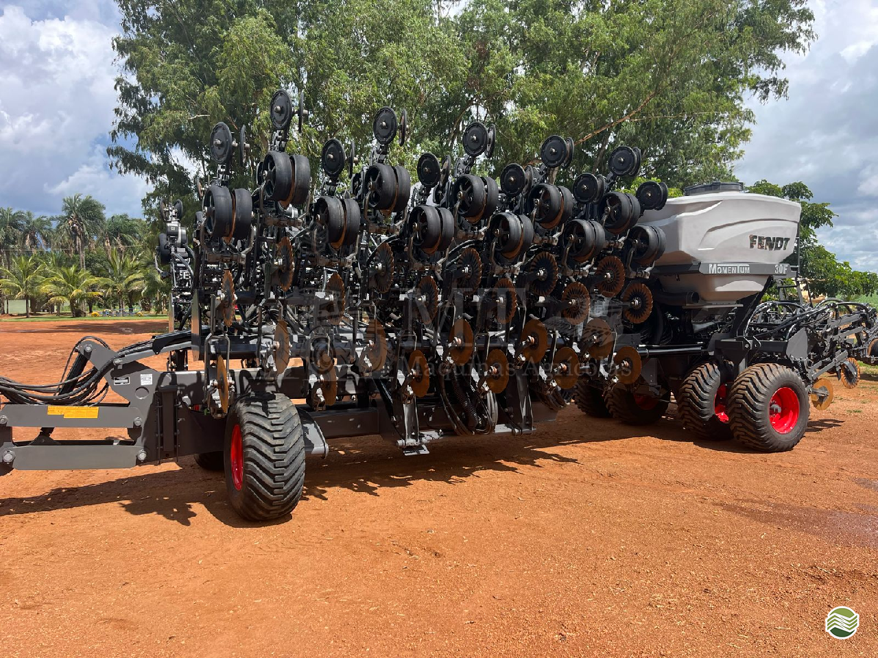 PLANTADEIRA FENDT MOMENTUM 30 MT Máquinas Agrícolas CAMPO VERDE MATO GROSSO MT
