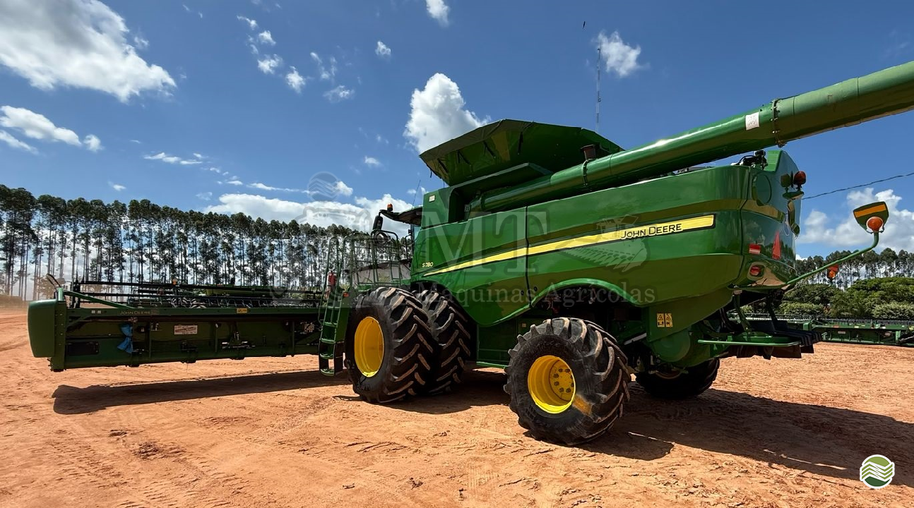 COLHEITADEIRA JOHN DEERE JOHN DEERE S780 MT Máquinas Agrícolas CAMPO VERDE MATO GROSSO MT