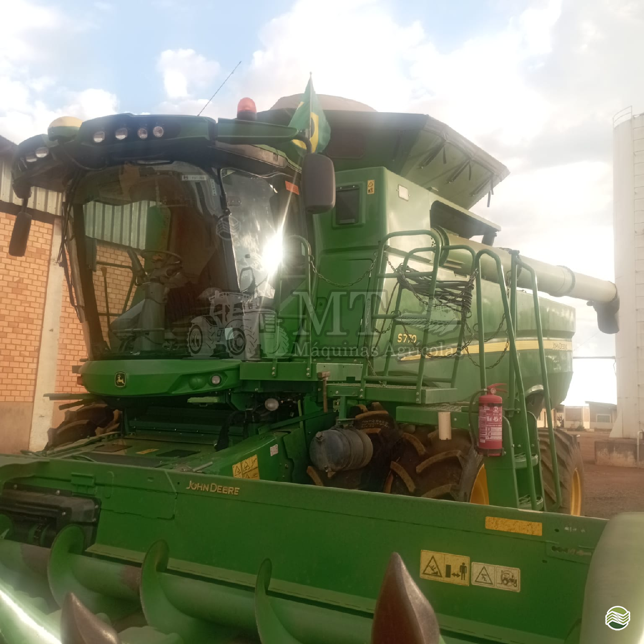 COLHEITADEIRA JOHN DEERE JOHN DEERE S770 MT Máquinas Agrícolas CAMPO VERDE MATO GROSSO MT