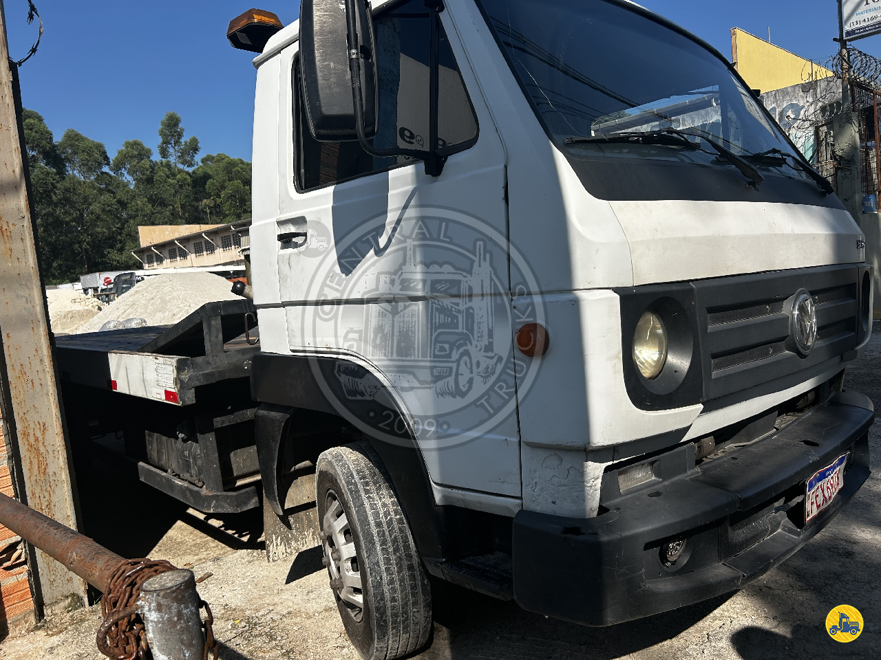 CAMINHAO VOLKSWAGEN VW 5150 Plataforma Guincho 3/4 4x2 Central Trucks  SAO PAULO SÃO PAULO SP