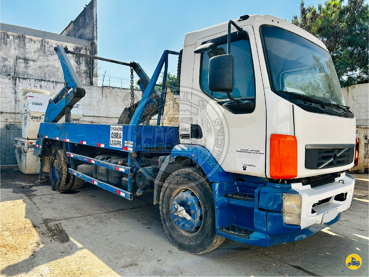 CAMINHAO VOLVO VOLVO VM 220 Poliguindaste Toco 4x2 Central Trucks  SAO PAULO SÃO PAULO SP