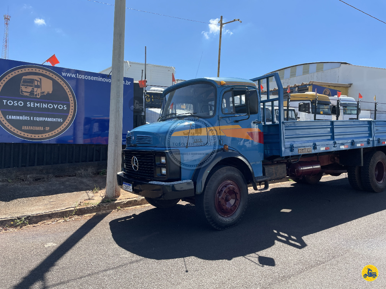 CAMINHAO MERCEDES-BENZ MB 1313 Carga Seca Toco 4x2 Toso Caminhões ARARAQUARA SÃO PAULO SP