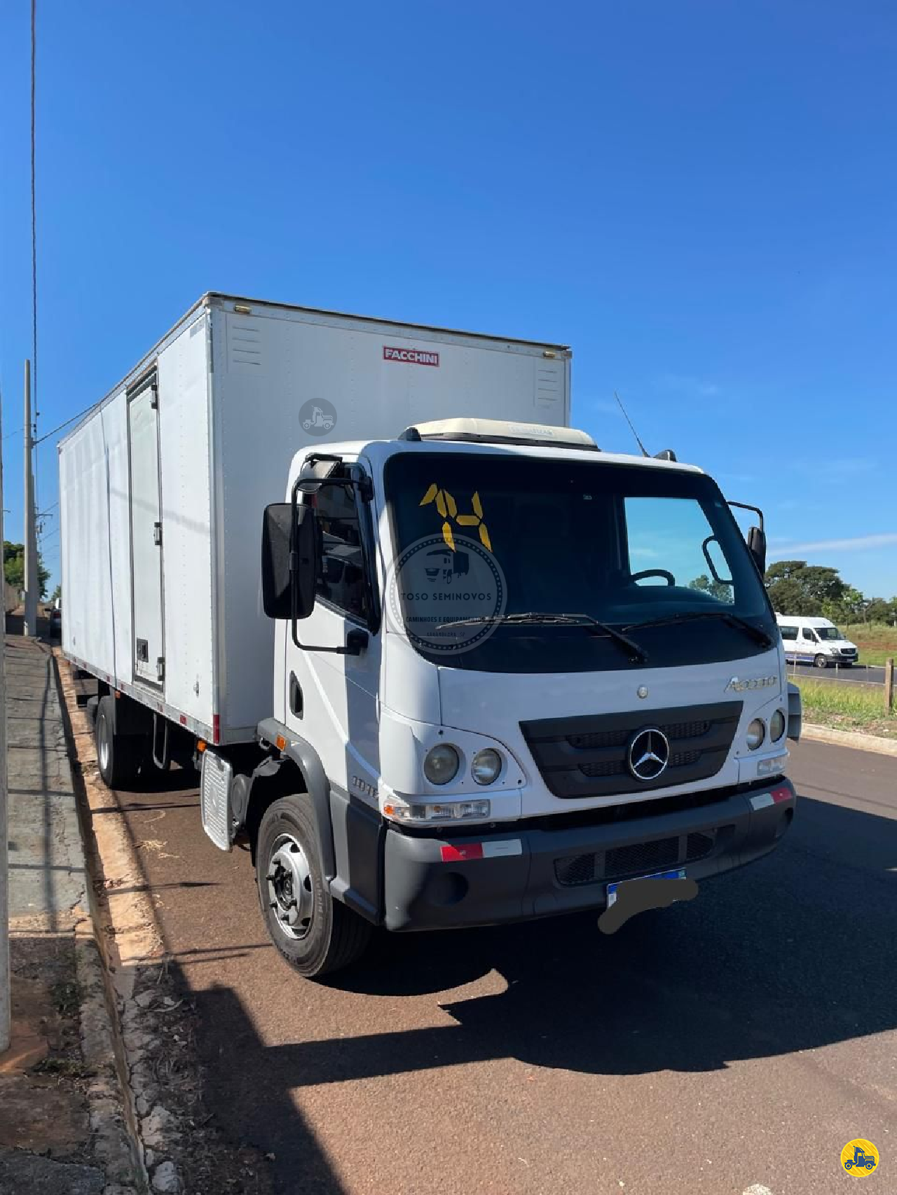 CAMINHAO MERCEDES-BENZ MB 1016 Baú Furgão 3/4 4x2 Toso Caminhões ARARAQUARA SÃO PAULO SP