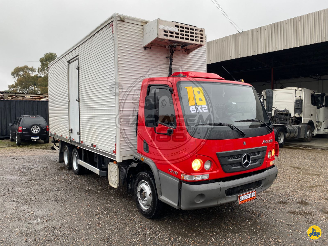 CAMINHAO MERCEDES-BENZ MB 1316 Baú Frigorífico 3/4 6x2 Garagem 188 Caminhões CURITIBA PARANÁ PR