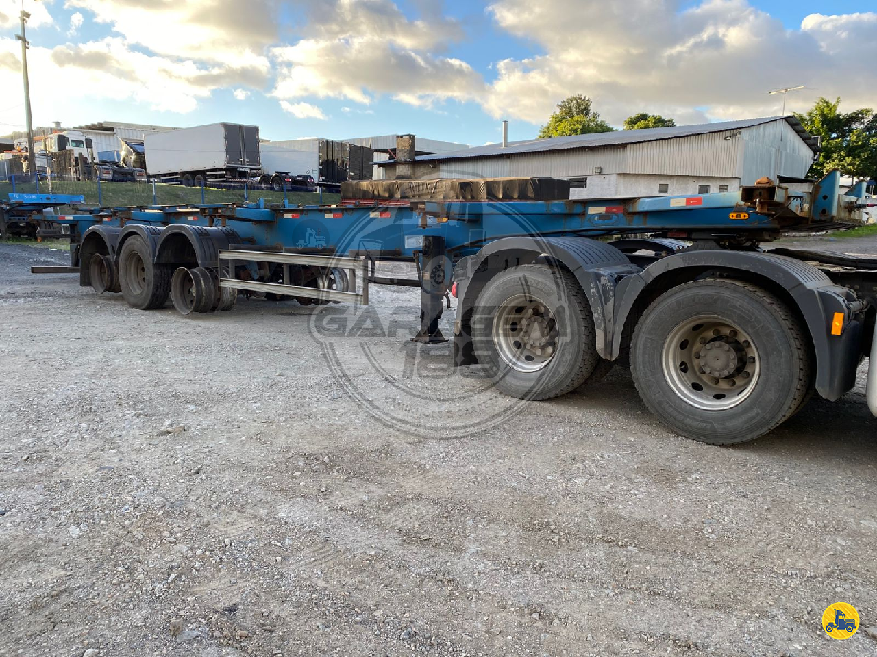 CARRETA SEMI-REBOQUE PORTA-CONTAINER Garagem 188 Caminhões CURITIBA PARANÁ PR