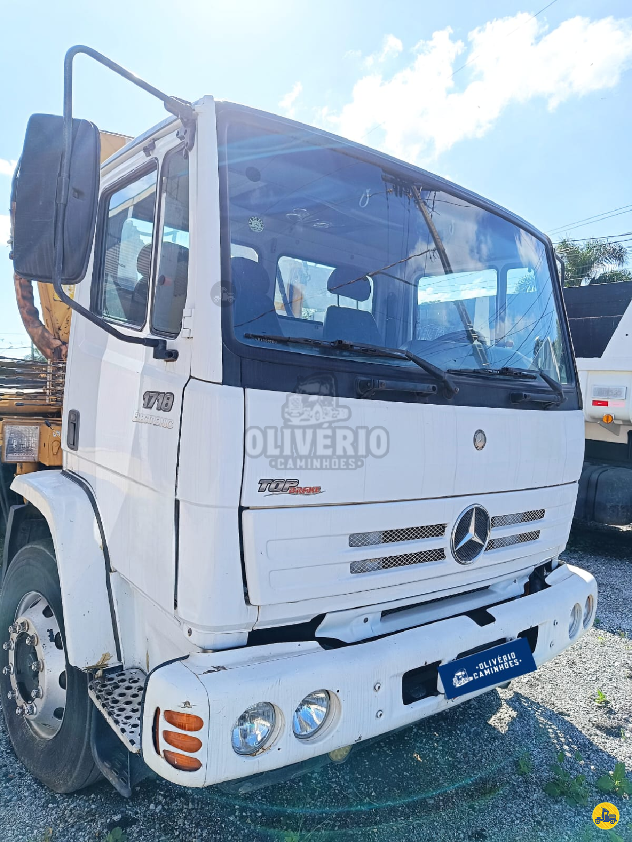 CAMINHAO MERCEDES-BENZ MB 1718 Guincho Munck Toco 4x2 Olivério Caminhões SAO JOAQUIM DE BICAS MINAS GERAIS MG