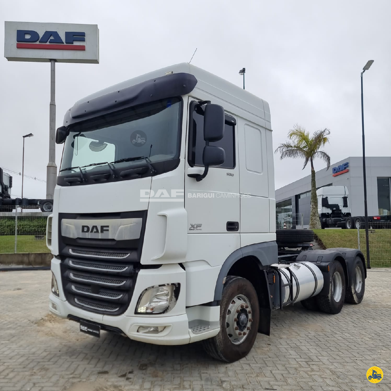CAMINHAO DAF DAF XF FTT 530 Cavalo Mecânico Cavalo 6x4 DAF Barigui SJP SAO JOSE DOS PINHAIS PARANÁ PR