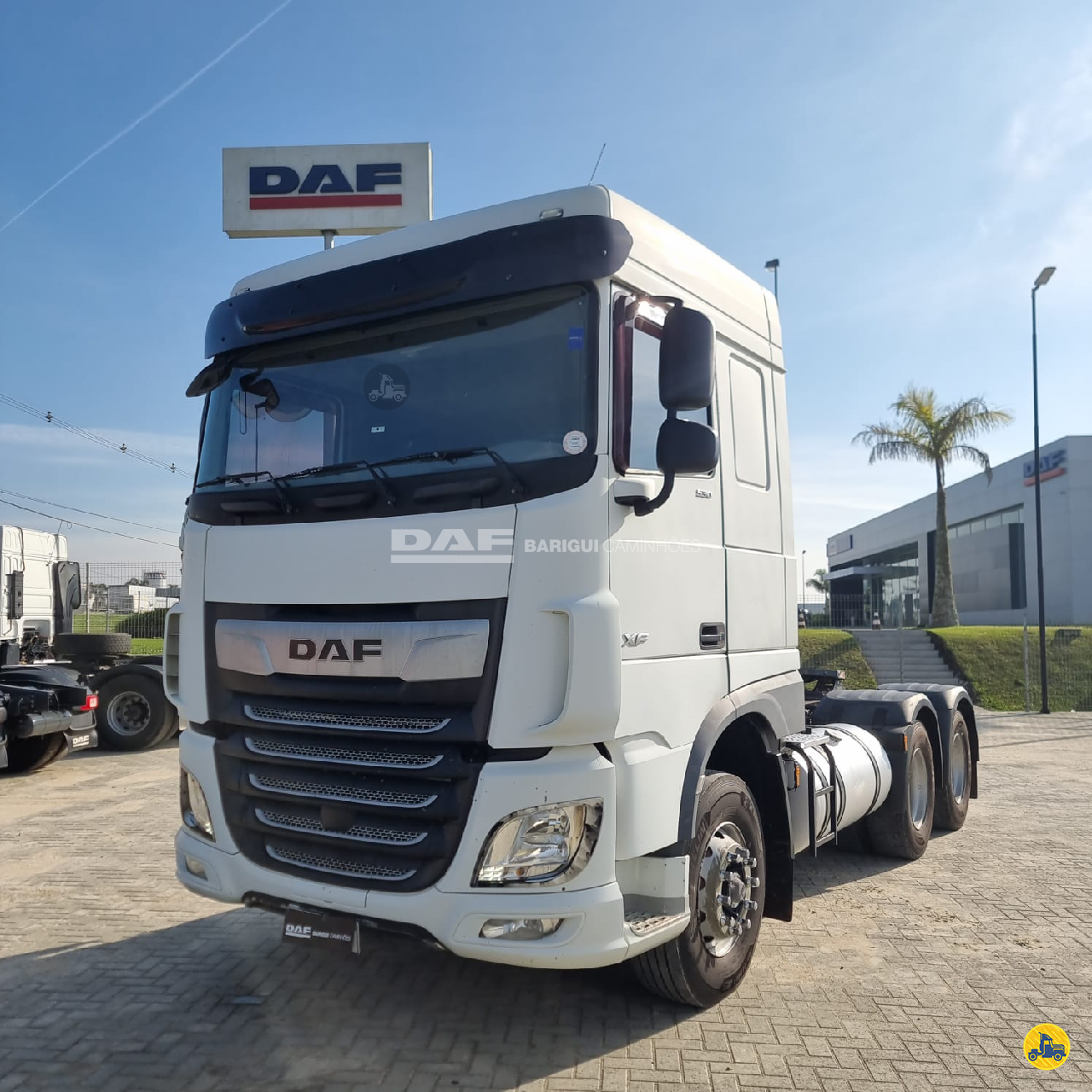 CAMINHAO DAF DAF XF FTT 530 Cavalo Mecânico Cavalo 6x4 DAF Barigui SJP SAO JOSE DOS PINHAIS PARANÁ PR
