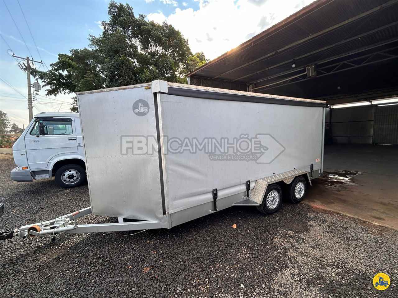 CARRETA SEMI-REBOQUE BAU SIDER Rebaixada FBM Caminhões  MONTE ALTO SÃO PAULO SP