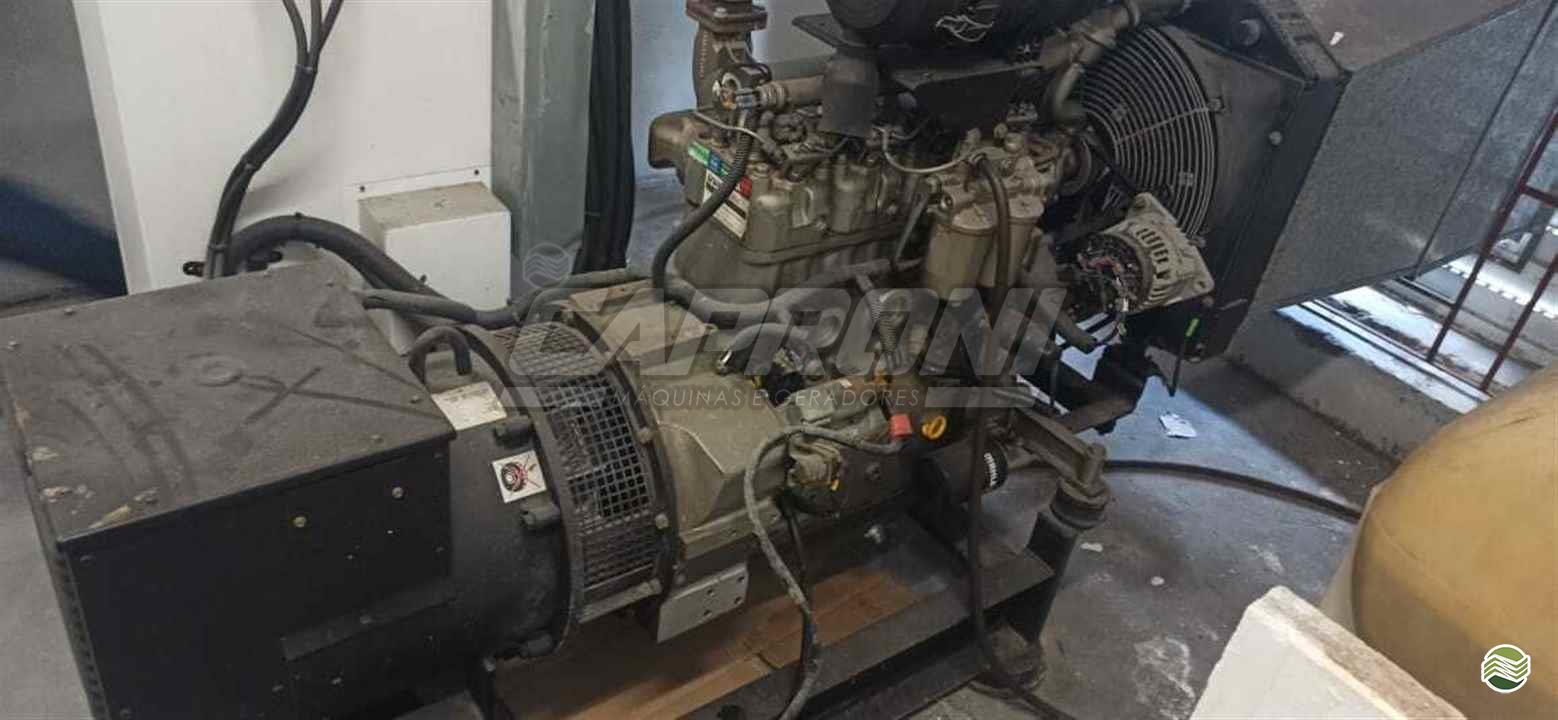 EQUIPAMENTOS GRUPO GERADOR GERADOR Caproni Máquinas e Geradores SANTO ANDRE SÃO PAULO SP