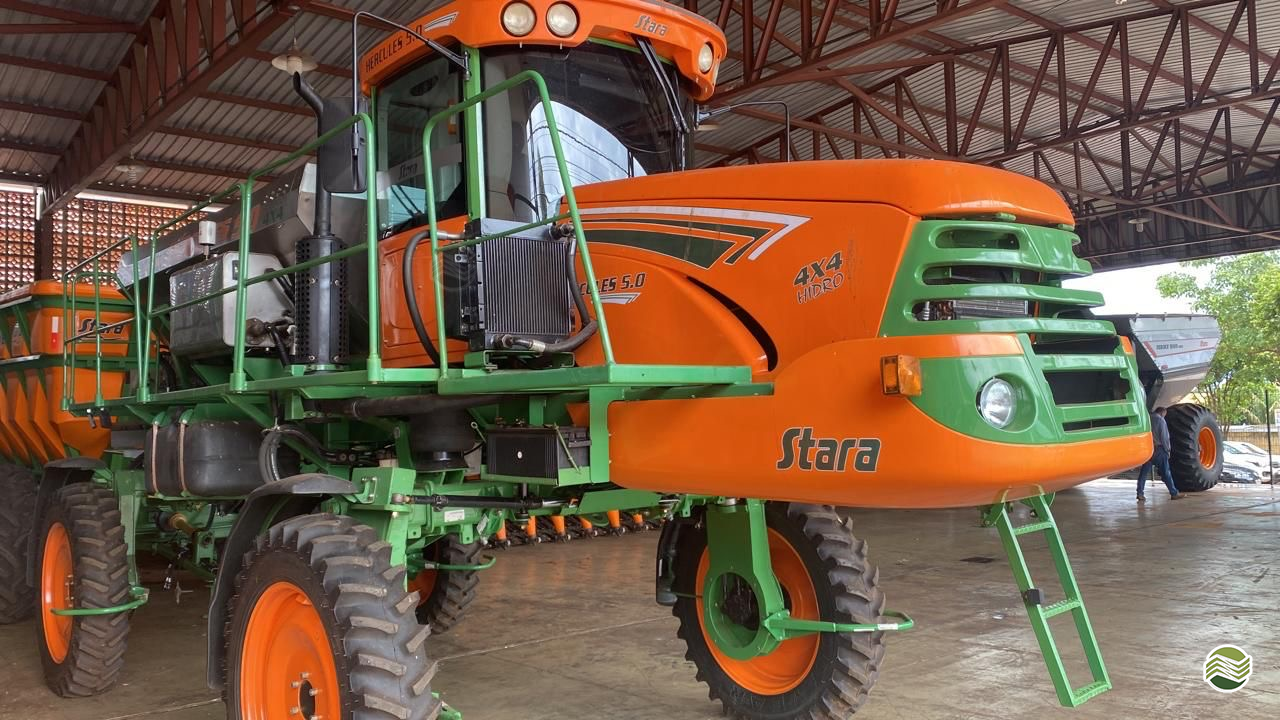 DISTRIBUIDOR AUTOPROPELIDO STARA HERCULES 5.0 Tração 4x4 Rafael Souza - Tudo Para Fazendas PONTA GROSSA PARANÁ PR