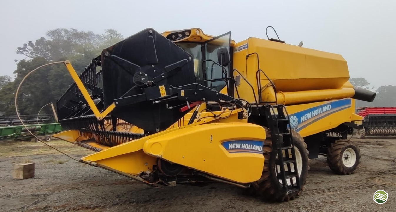 COLHEITADEIRA NEW HOLLAND TC 4.90 Rafael Souza - Tudo Para Fazendas PONTA GROSSA PARANÁ PR