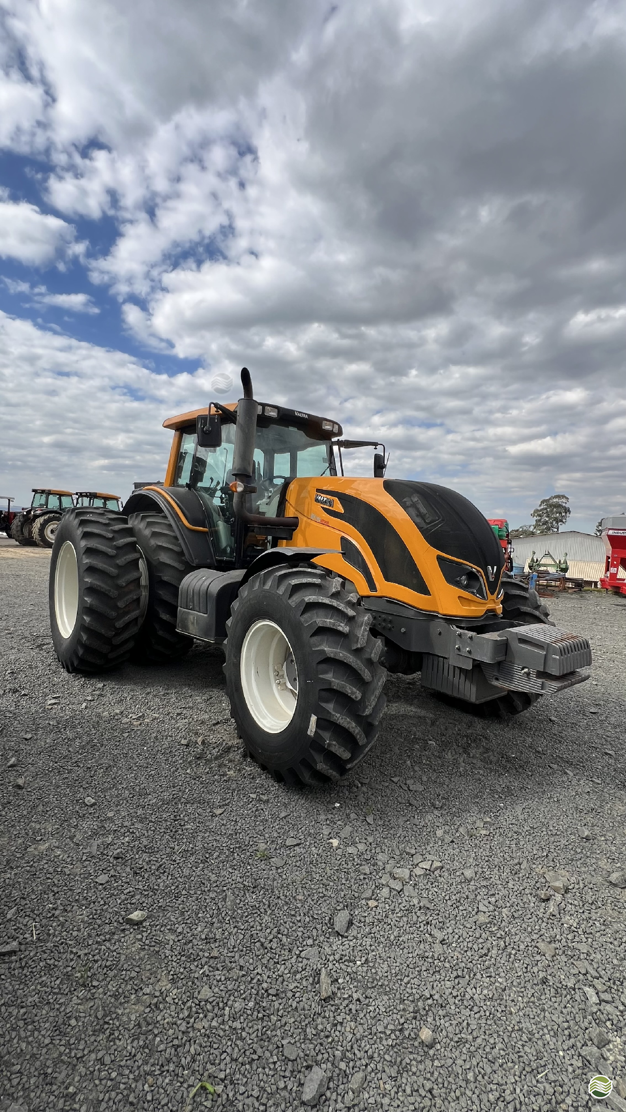 VALTRA BH 194 HiTech de Rafael Souza - Tudo Para Fazendas