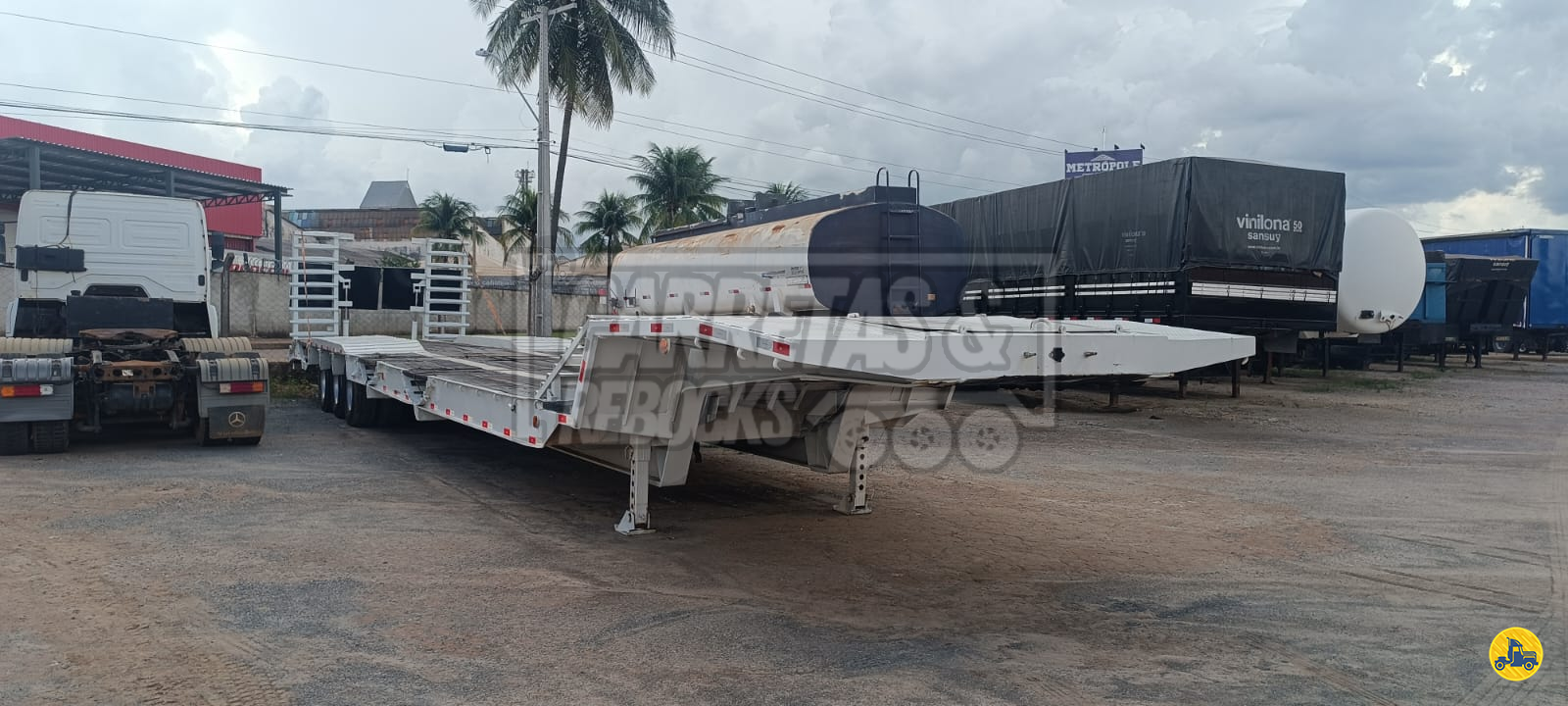 CARRETA SEMI-REBOQUE PRANCHA Reta Carretas & Rebocks  GOIANIA GOIAS GO