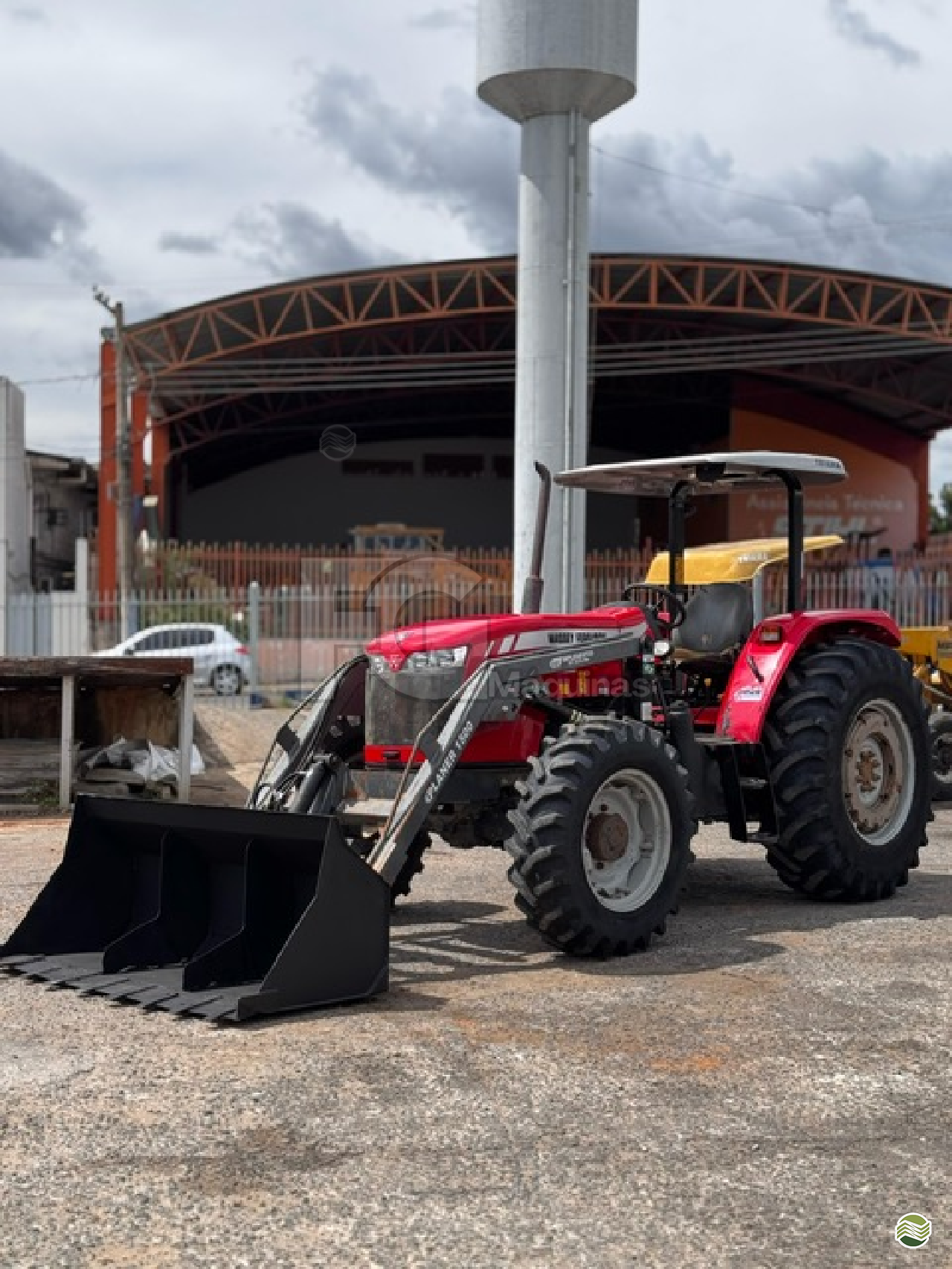 TRATOR MASSEY FERGUSON MF 4280 Tração 4x4 Triama Usados BOM DESPACHO MINAS GERAIS MG