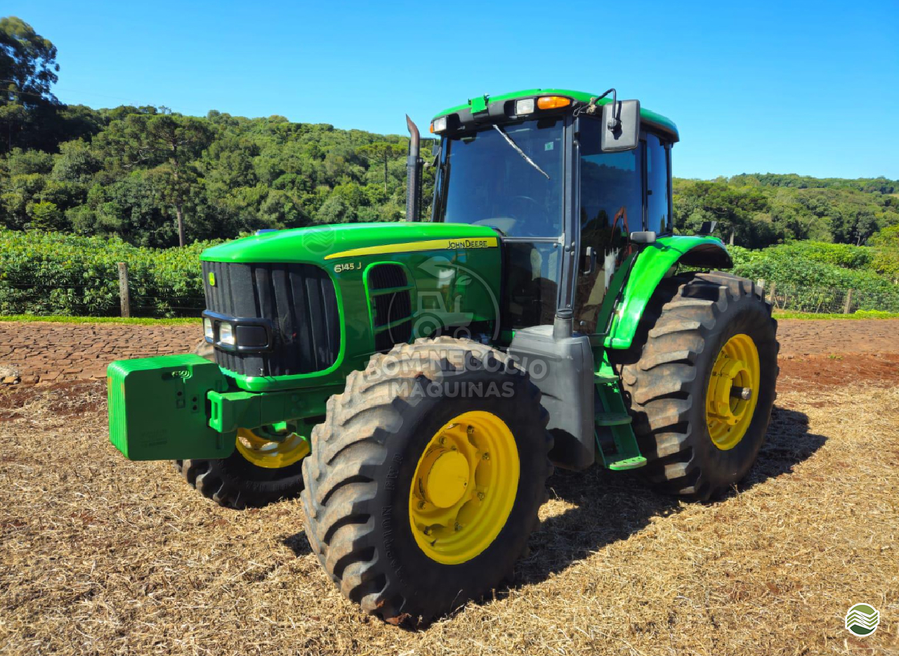 TRATOR JOHN DEERE JOHN DEERE 6145J Tração 4x4 Bom Negócio Máquinas MONTE CARMELO MINAS GERAIS MG