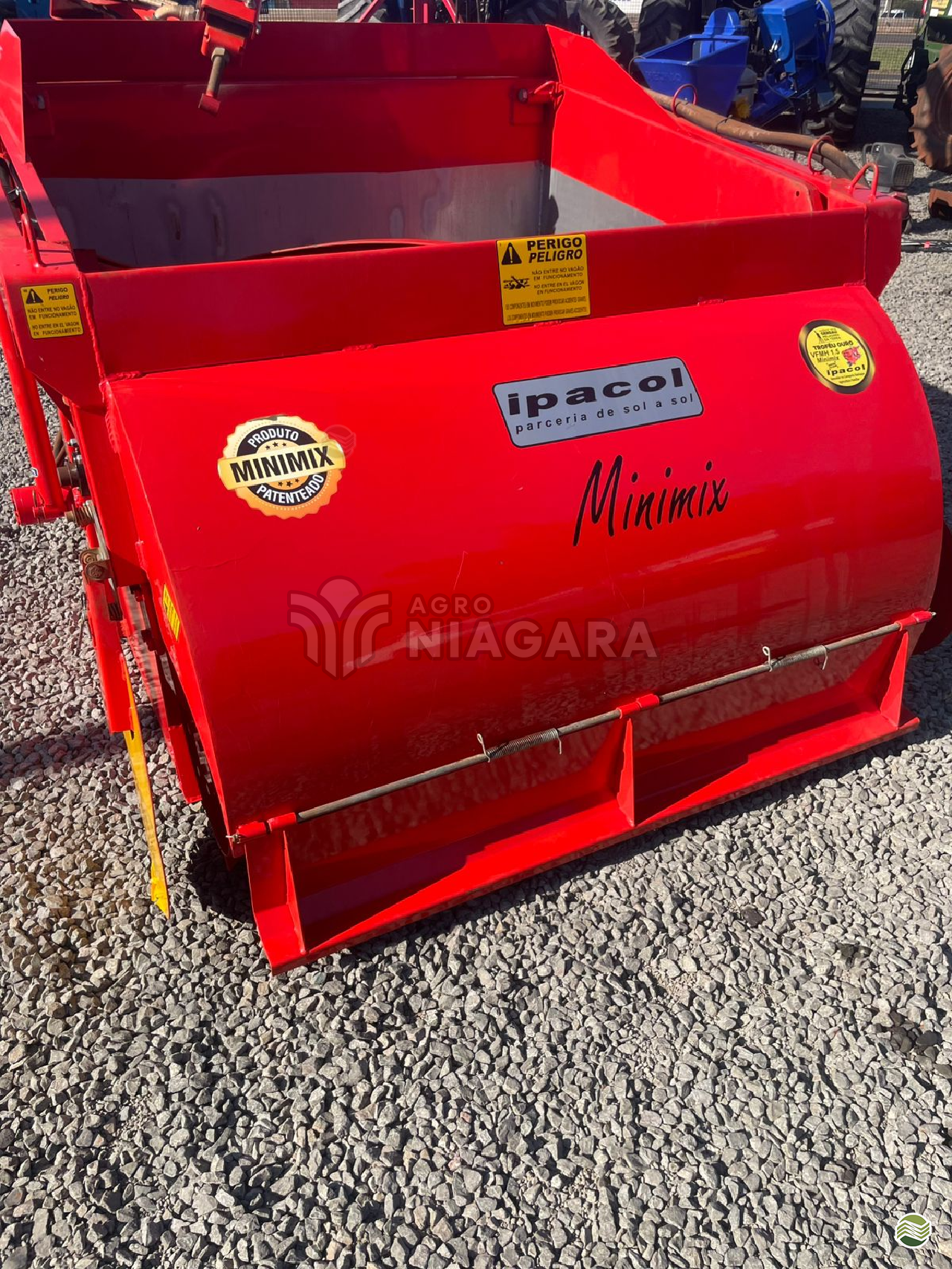 IMPLEMENTOS AGRICOLAS DESENSILADEIRA DESENSILADEIRA Agro Niagara LONDRINA PARANÁ PR