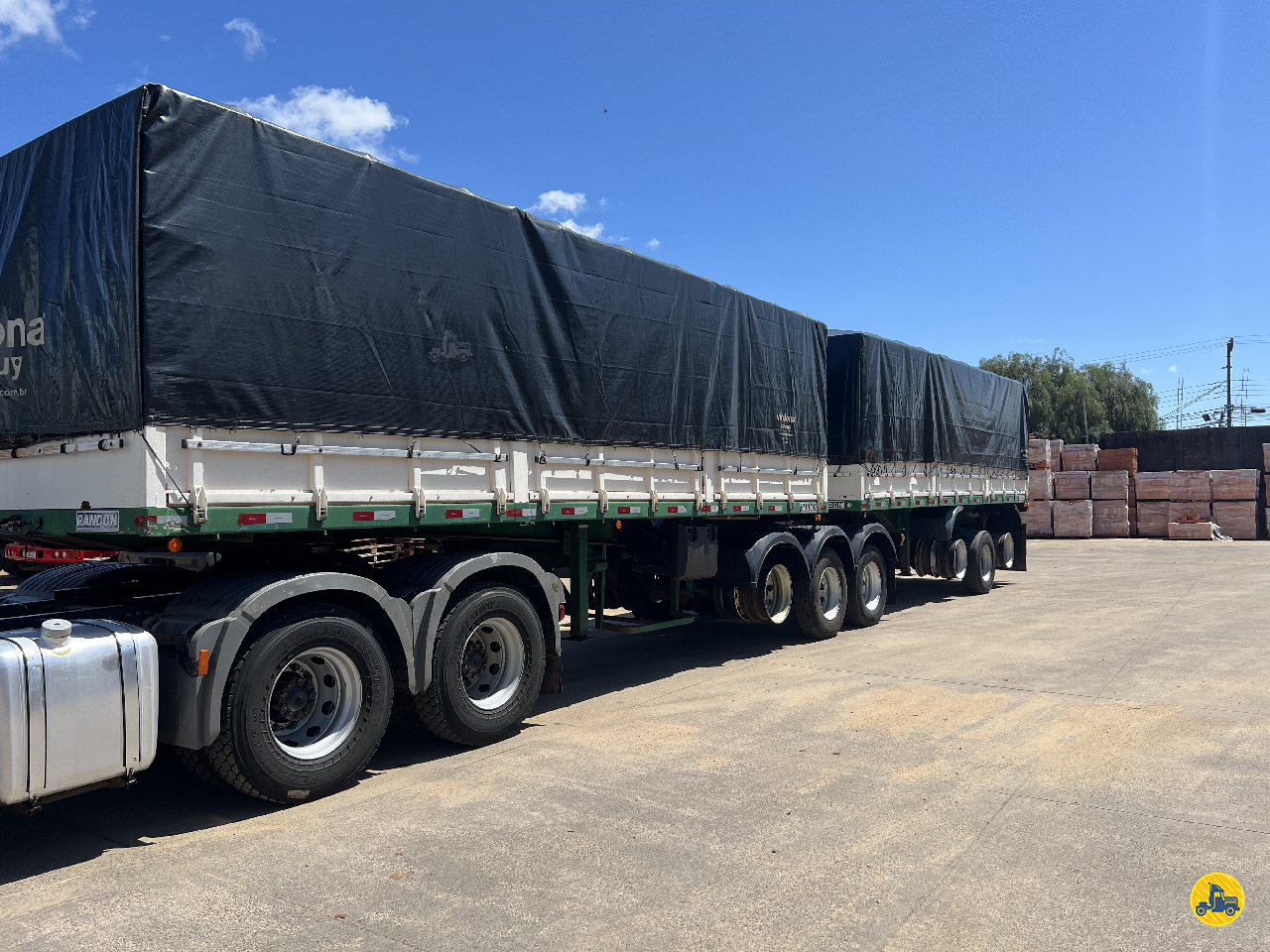 CARRETA BITREM 9 EIXOS GRANELEIRO D´Fagundes CASCAVEL PARANÁ PR