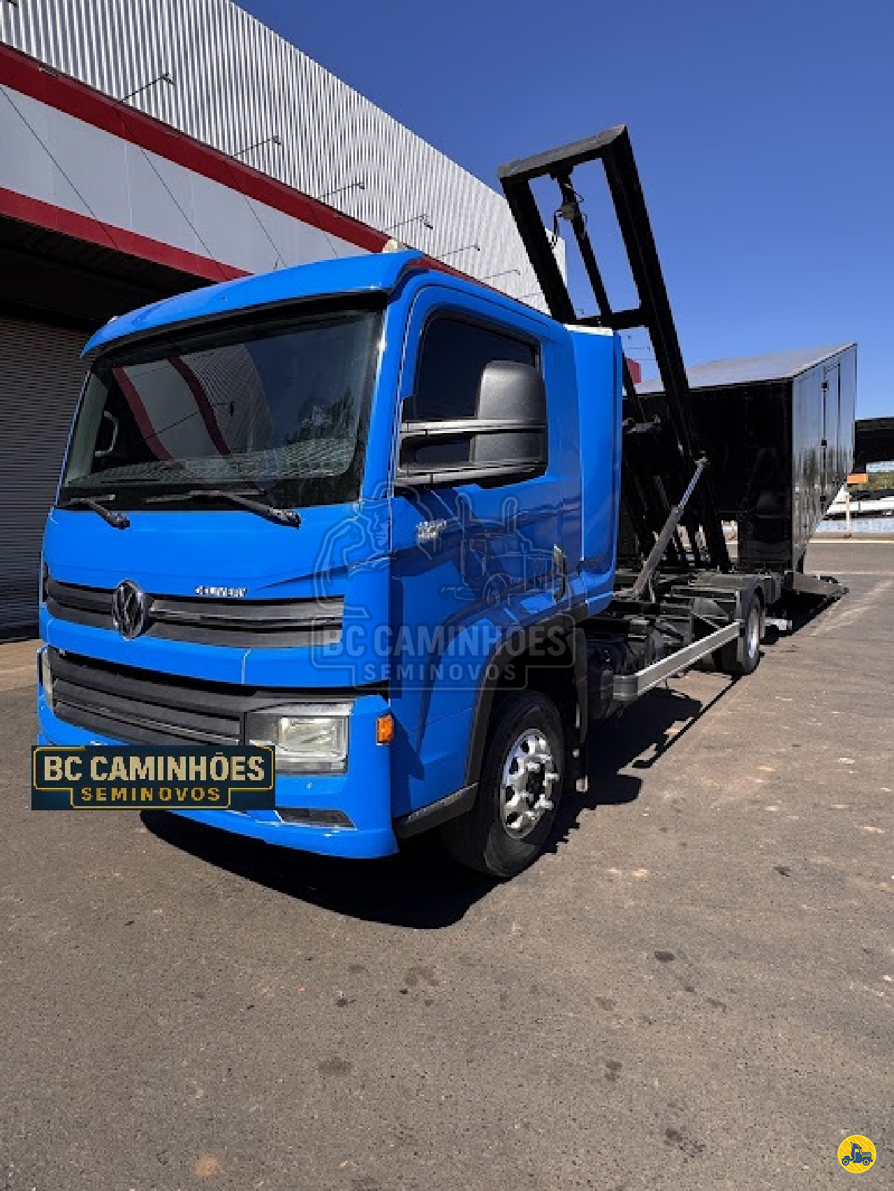 CAMINHAO VOLKSWAGEN VW 11180 Plataforma Guincho 3/4 4x2 BC Caminhões Seminovos RIBEIRAO PRETO SÃO PAULO SP