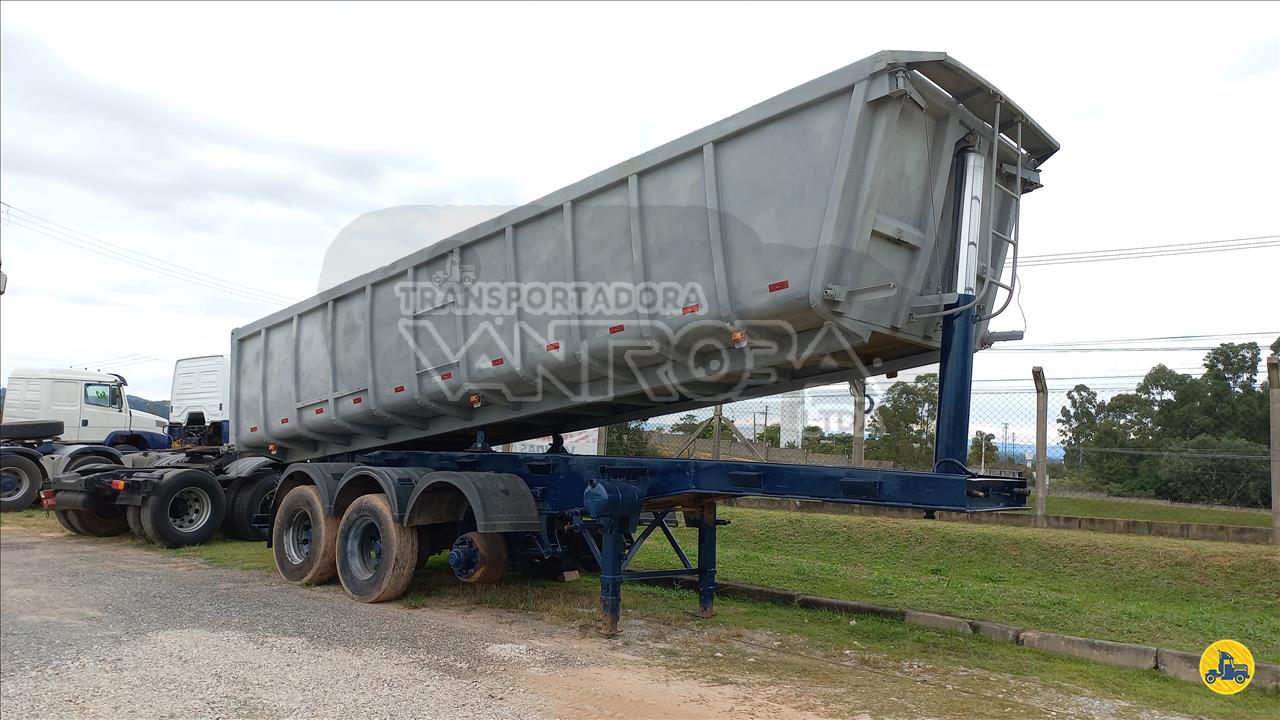 CARRETA SEMI-REBOQUE BASCULANTE Vantroba Transportes ITU SÃO PAULO SP