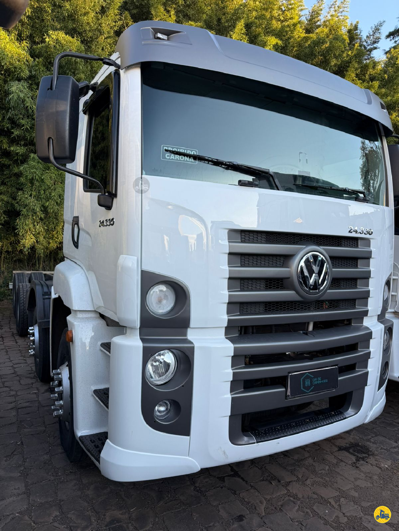 CAMINHAO VOLKSWAGEN VW 24330 Chassis BiTruck 8x2 Cia de Caminhões BARRA VELHA SANTA CATARINA SC