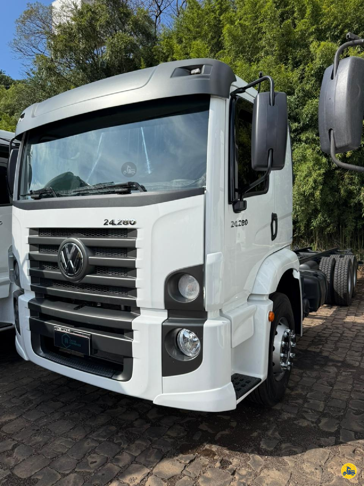 CAMINHAO VOLKSWAGEN VW 24280 Chassis Cavalo 6x2 Cia de Caminhões BARRA VELHA SANTA CATARINA SC