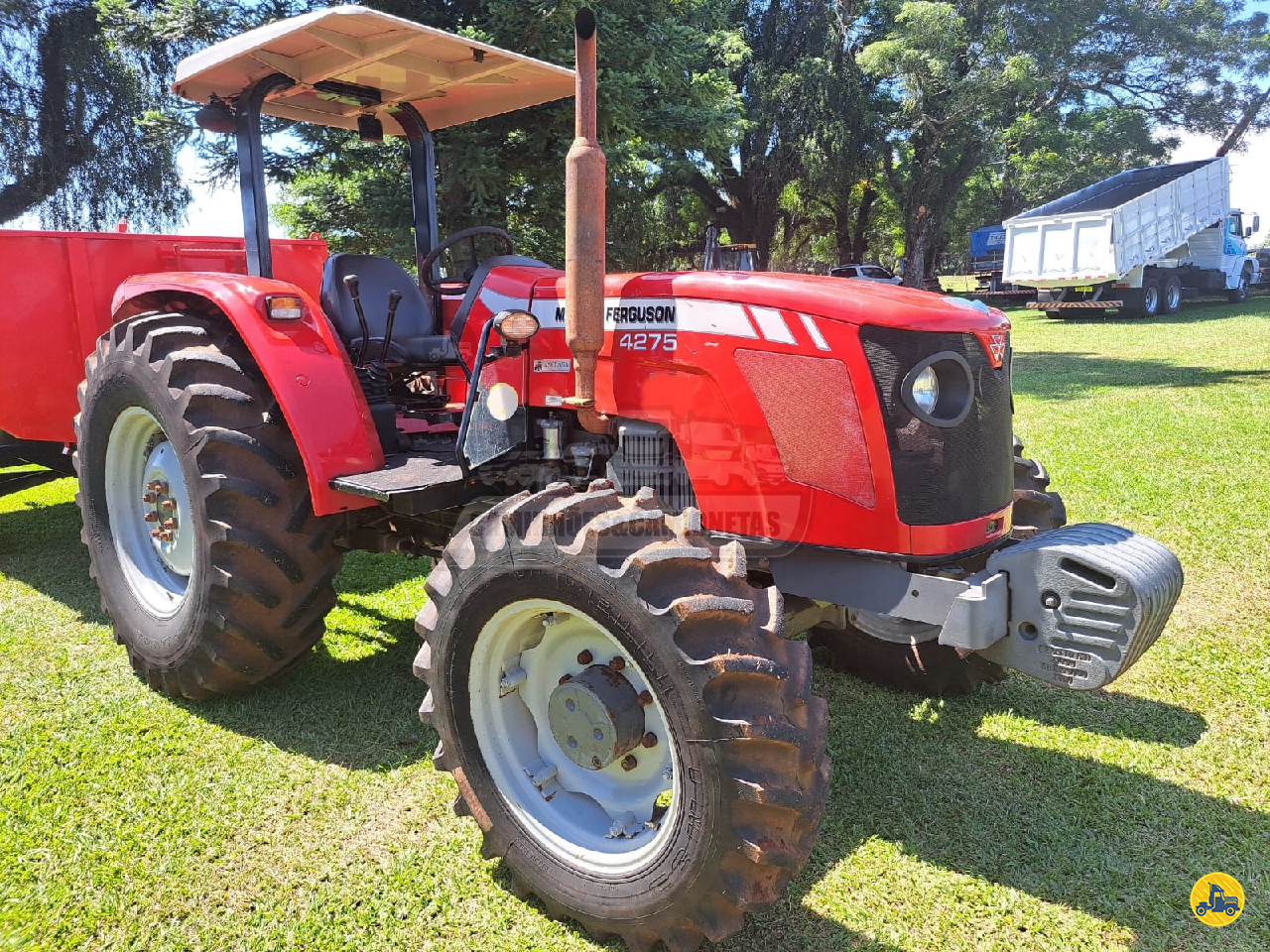 TRATOR MASSEY FERGUSON MF 4275 Tração 4x4 Caminhões & Camionetas PASSO FUNDO RIO GRANDE DO SUL RS