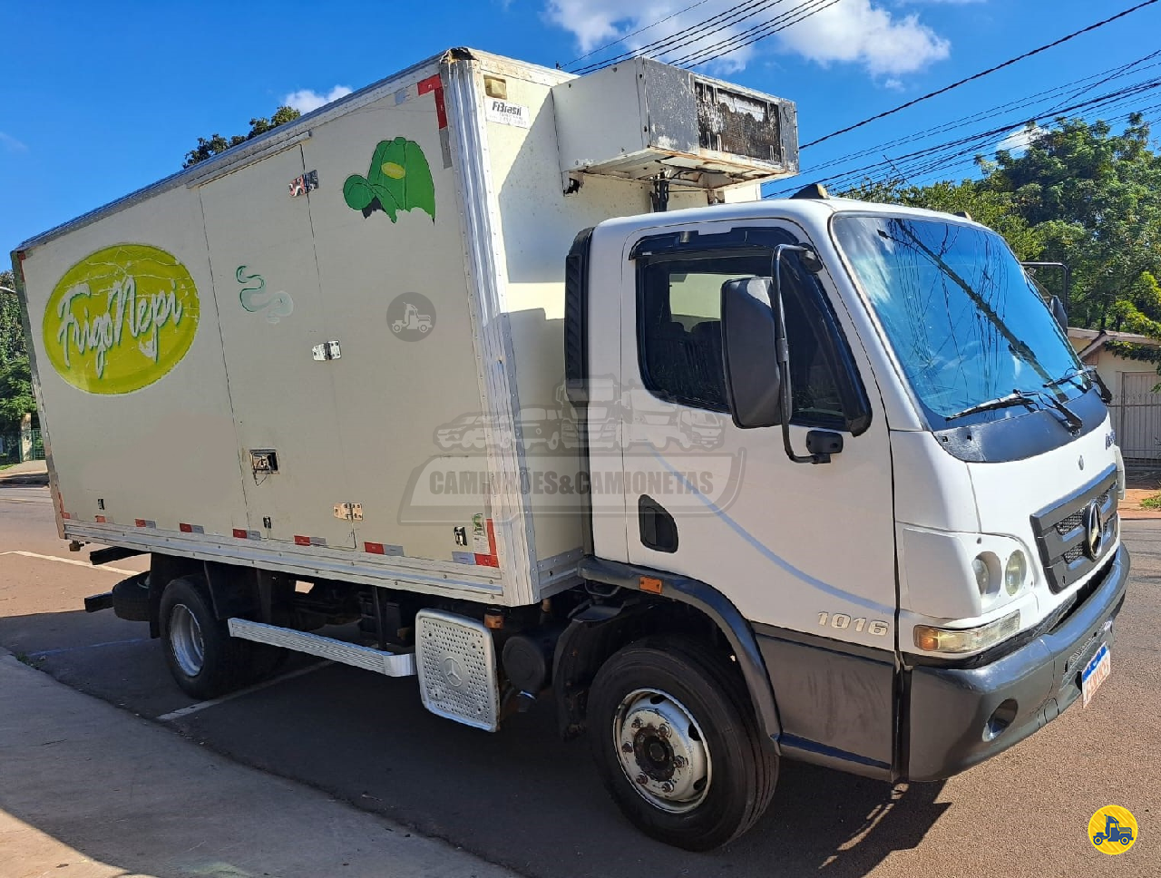 CAMINHAO MERCEDES-BENZ MB 1016 Baú Frigorífico 3/4 4x2 Caminhões & Camionetas PASSO FUNDO RIO GRANDE DO SUL RS