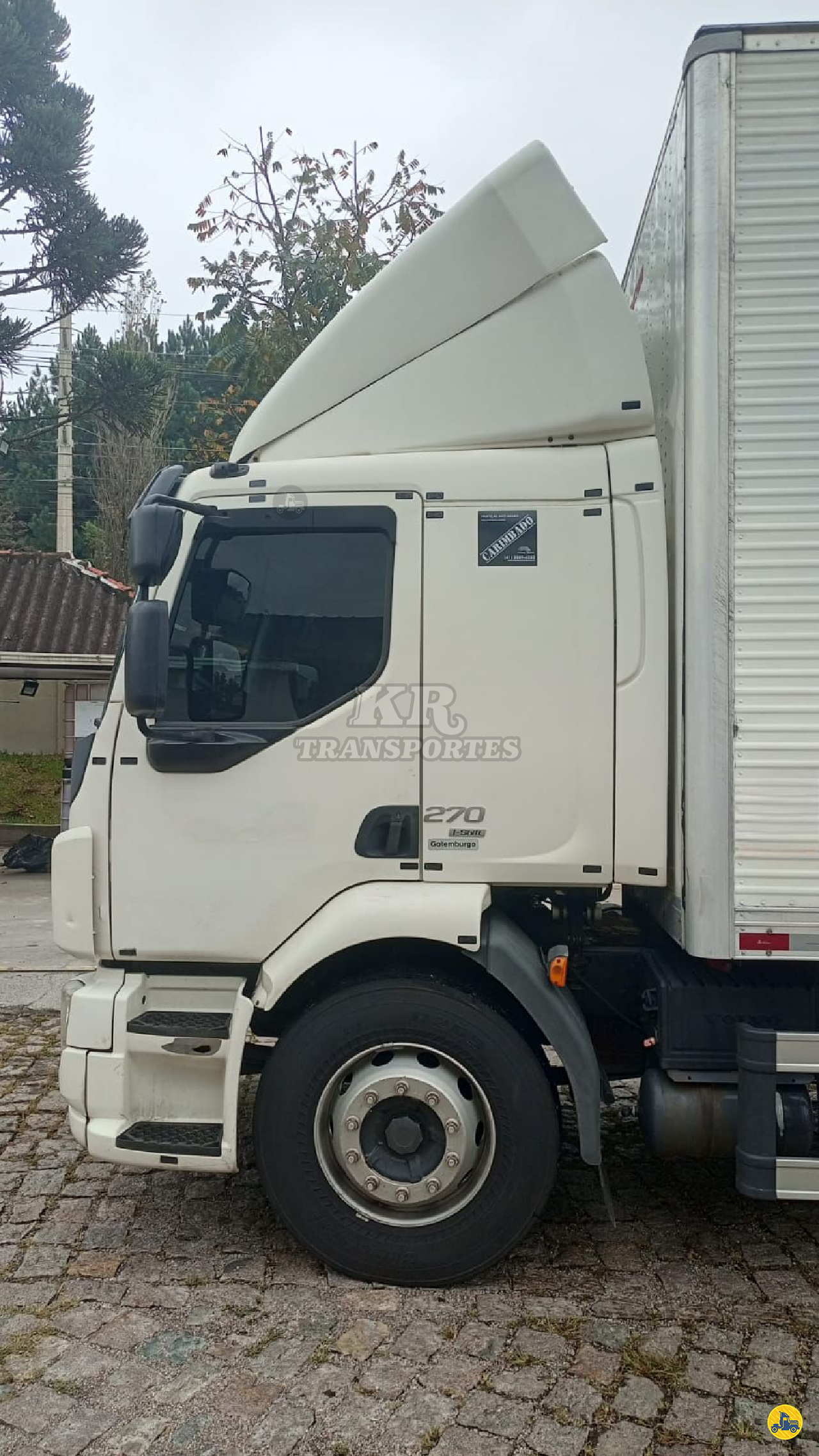 CAMINHAO VOLVO VOLVO VM 270 Baú Furgão Truck 6x2 KR Transportadora ARAUCARIA PARANÁ PR