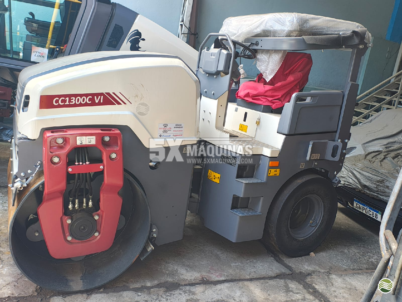 ROLO COMPACTADOR DYNAPAC CC1300C VI 5X Máquinas  CAMPO GRANDE MATO GROSSO DO SUL MS