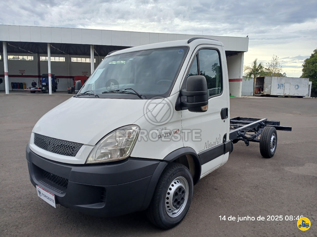 CAMINHAO IVECO DAILY 30s13  Chassis 3/4 4x2 Foroeste Foton Caminhões  CHAPECO SANTA CATARINA SC