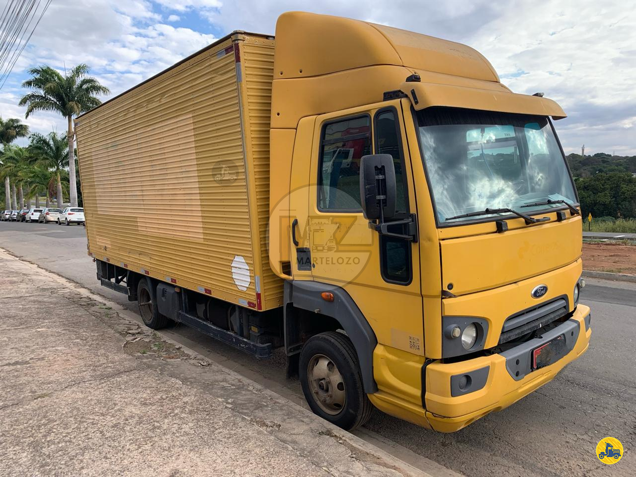 CAMINHAO FORD CARGO 816 Baú Furgão 3/4 4x2 Martelozo Caminhões CAMPINAS SÃO PAULO SP