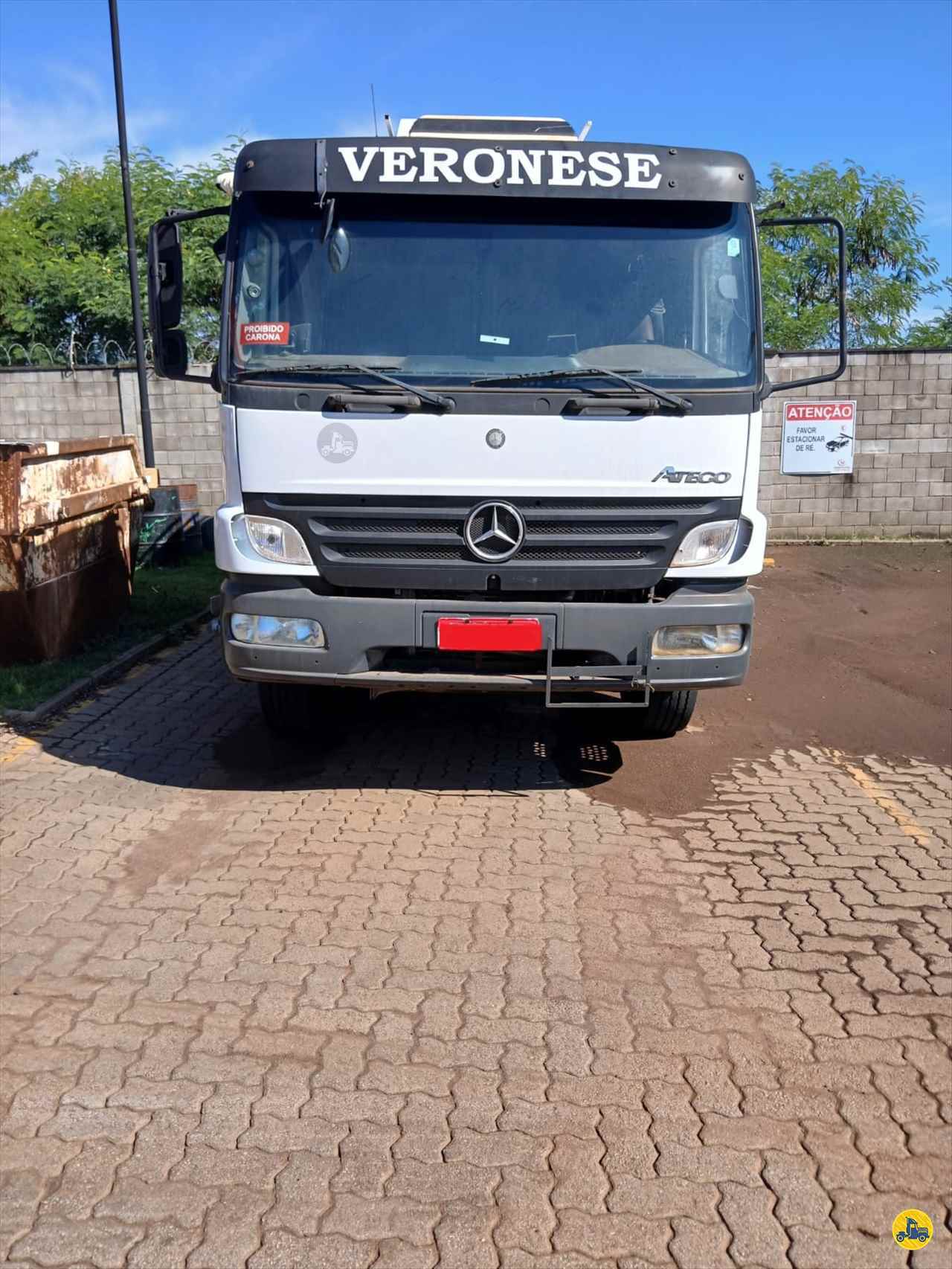 MB 2425 de Tomatinho Caminhões - Matriz