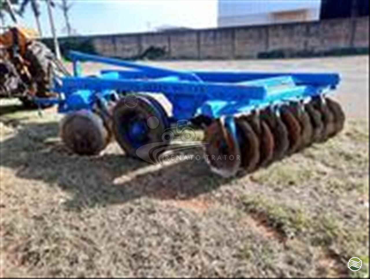IMPLEMENTOS AGRICOLAS GRADE ARADORA ARADORA 20 DISCOS Renato Trator IBITINGA SÃO PAULO SP