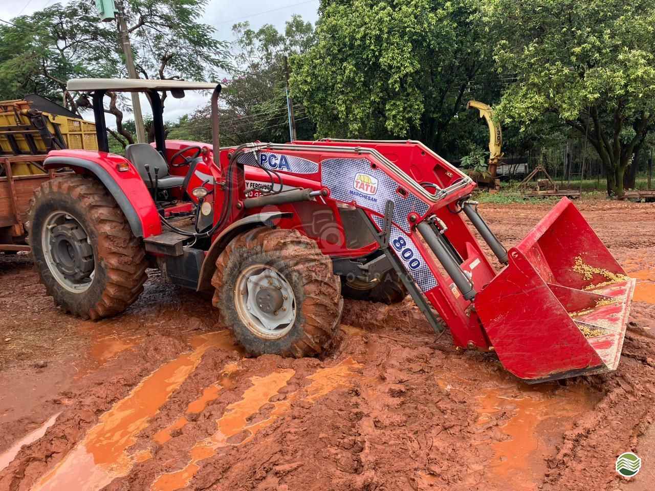 TRATOR MASSEY FERGUSON MF 85 Tração 4x4 Casa de Implementos Agrícolas IBITINGA SÃO PAULO SP