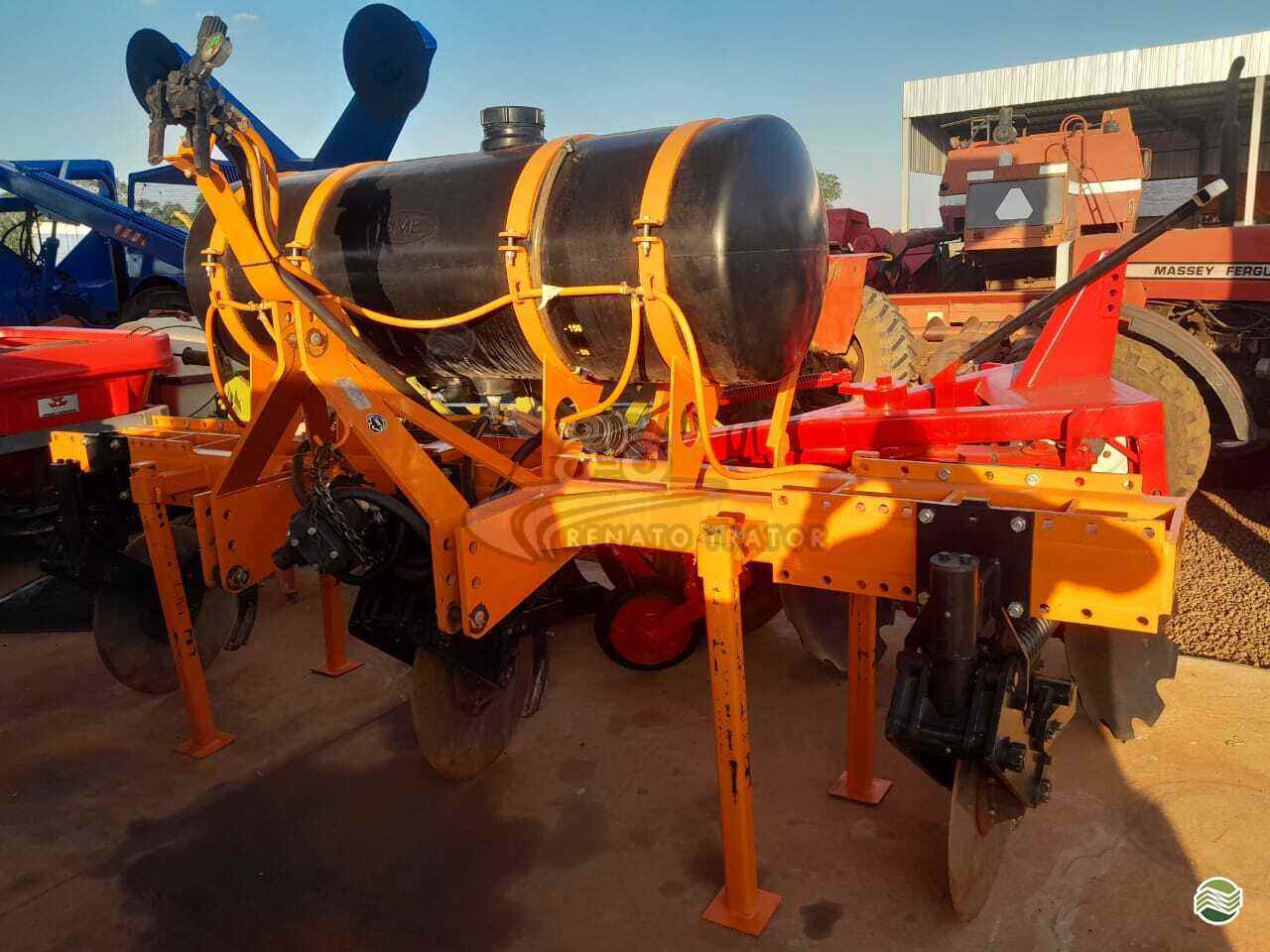 IMPLEMENTOS AGRICOLAS CULTIVADOR 3 LINHAS Renato Trator IBITINGA SÃO PAULO SP