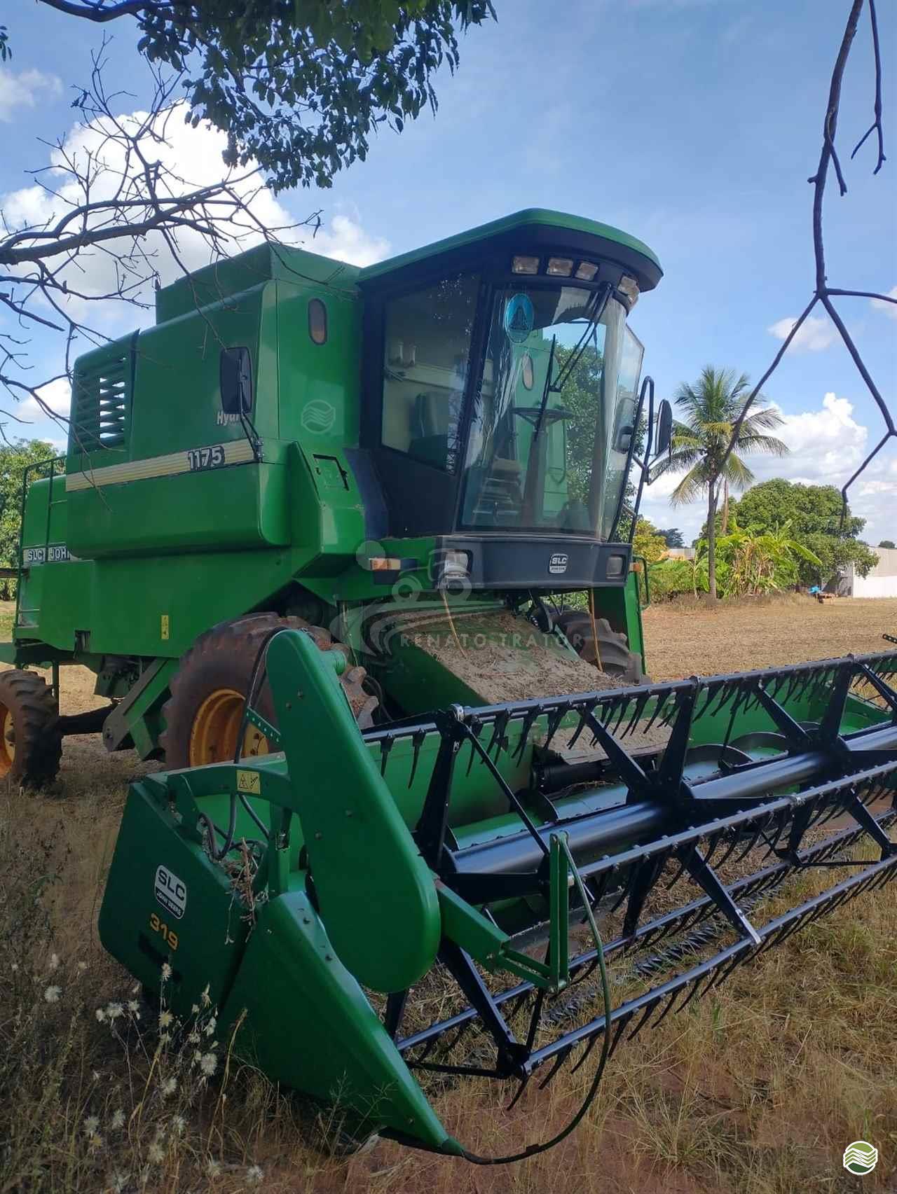 COLHEITADEIRA JOHN DEERE JOHN DEERE 1175 Renato Trator IBITINGA SÃO PAULO SP