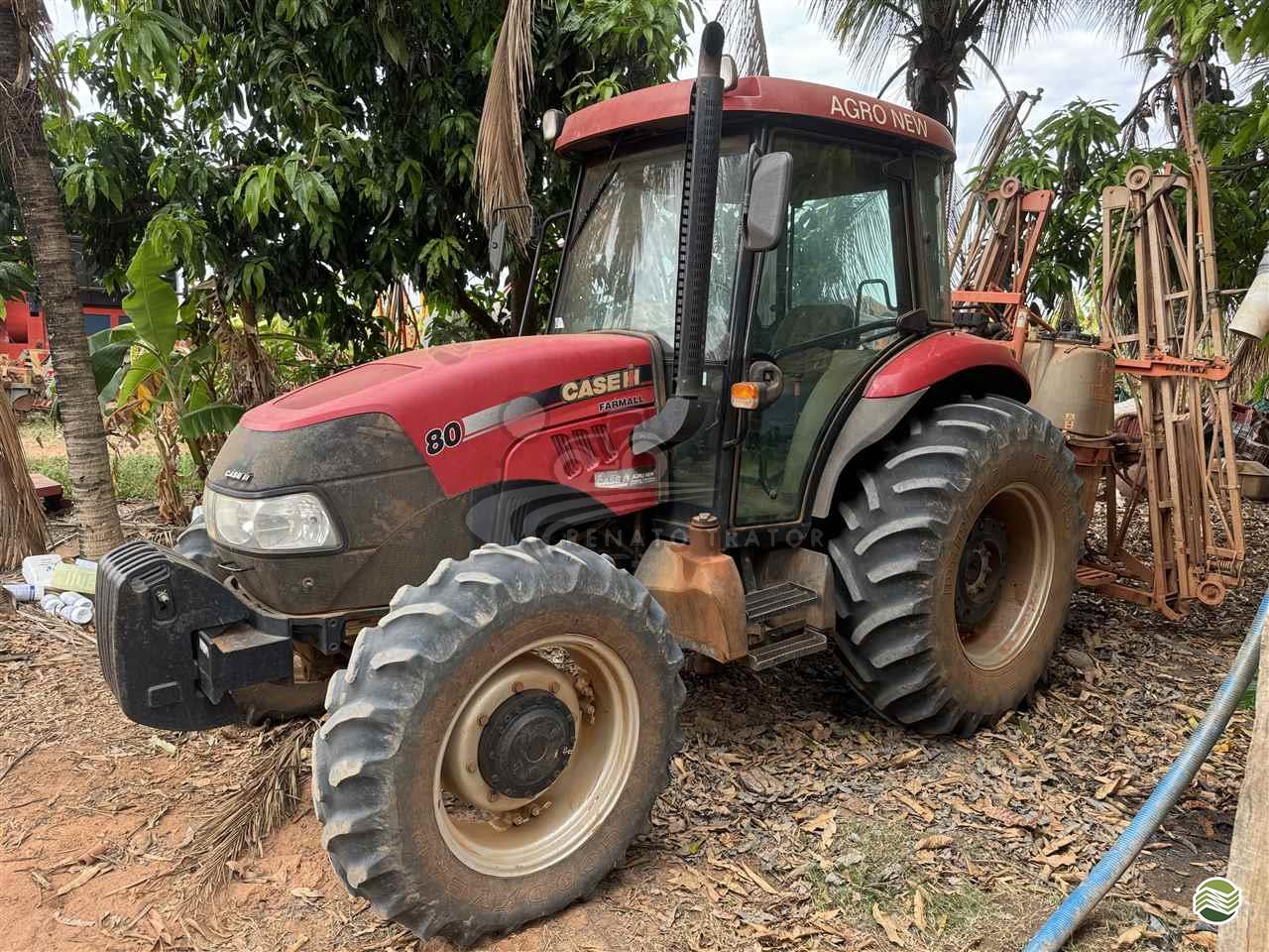 TRATOR CASE CASE Farmall 80 Tração 4x4 Renato Trator IBITINGA SÃO PAULO SP
