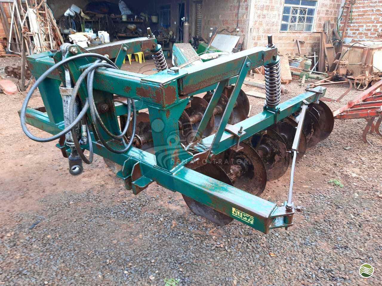 IMPLEMENTOS AGRICOLAS TERRACEADOR 12 DISCOS Renato Trator IBITINGA SÃO PAULO SP
