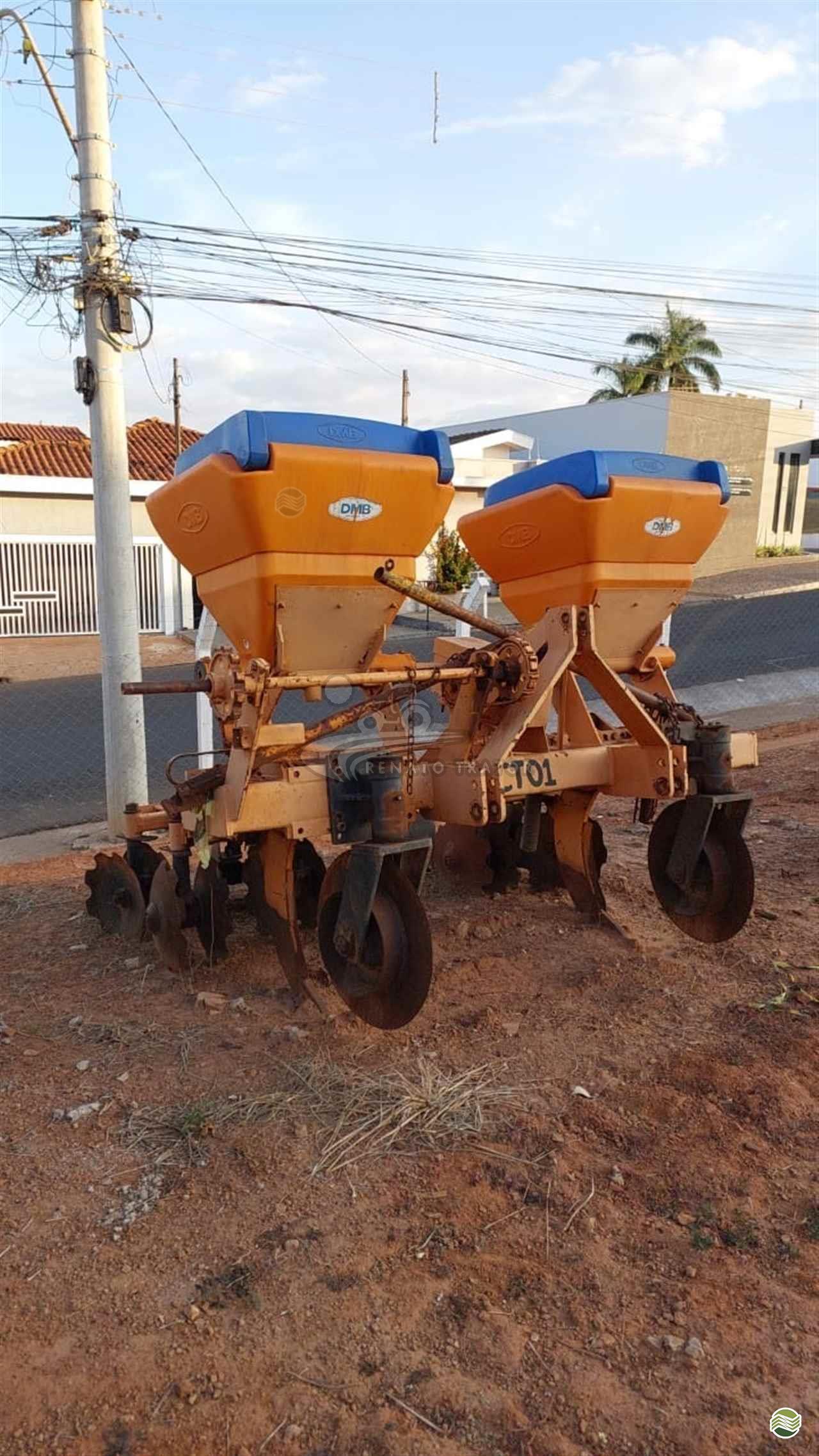 IMPLEMENTOS AGRICOLAS CULTIVADOR 2 LINHAS ADUBADOR Renato Trator IBITINGA SÃO PAULO SP