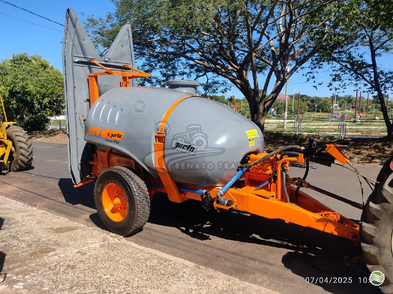 PULVERIZADOR JACTO ARBUS 4000 VALENCIA Renato Trator IBITINGA SÃO PAULO SP