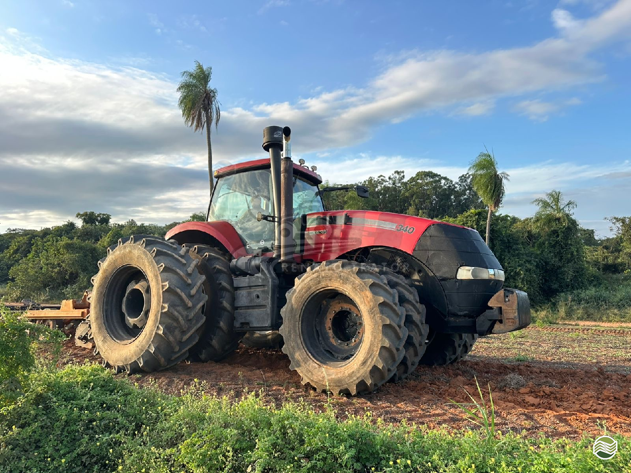 TRATOR CASE MAGNUM 340 Tração 4x4 Renato Trator IBITINGA SÃO PAULO SP