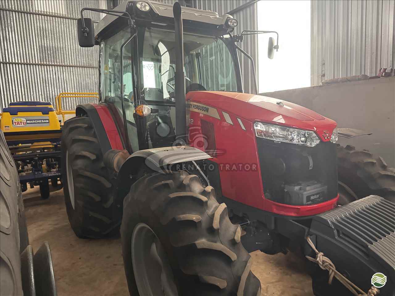 TRATOR MASSEY FERGUSON MF 6712 Tração 4x4 Renato Trator IBITINGA SÃO PAULO SP