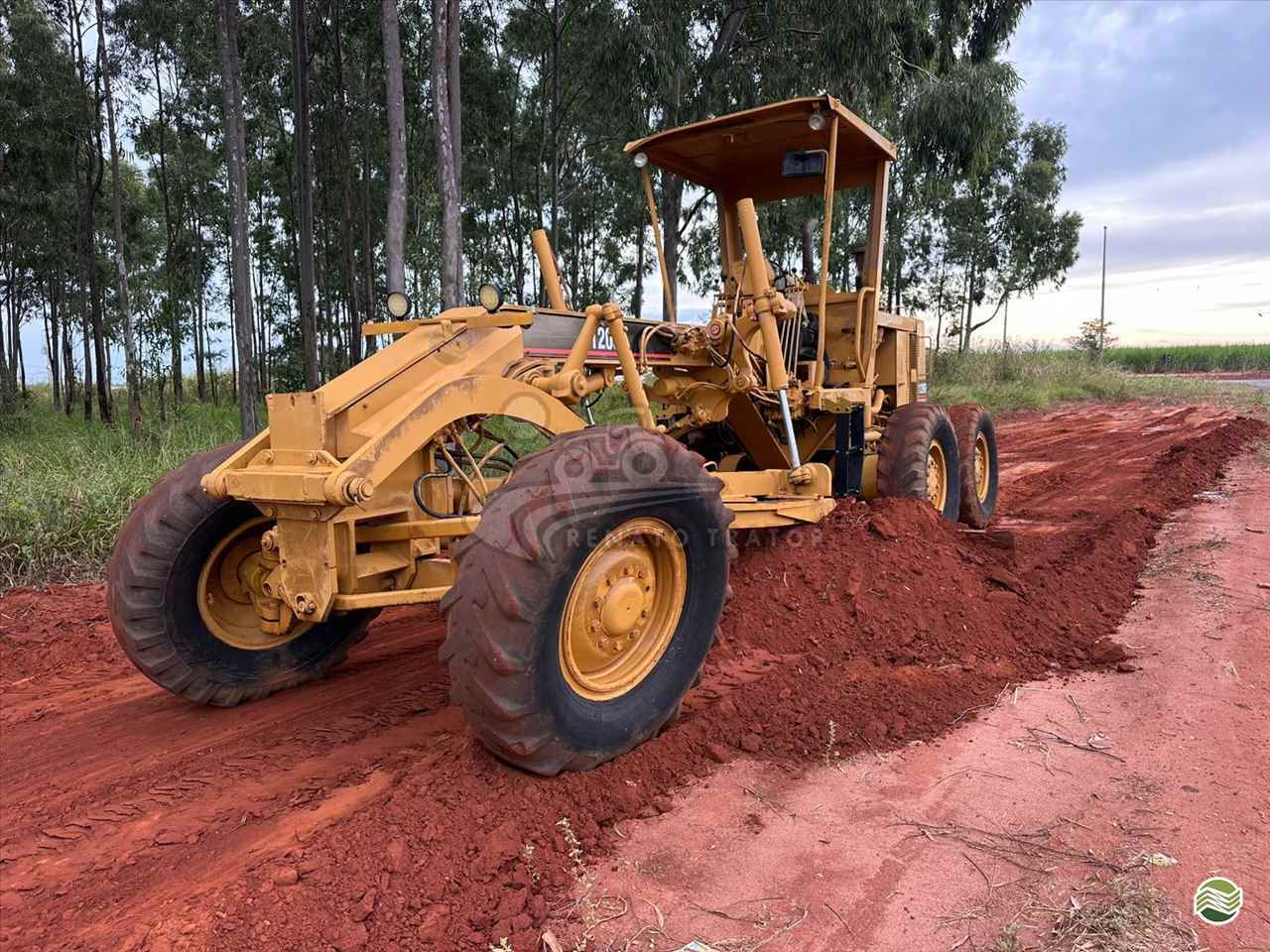 MOTONIVELADORA CATERPILLAR 120G Renato Trator IBITINGA SÃO PAULO SP
